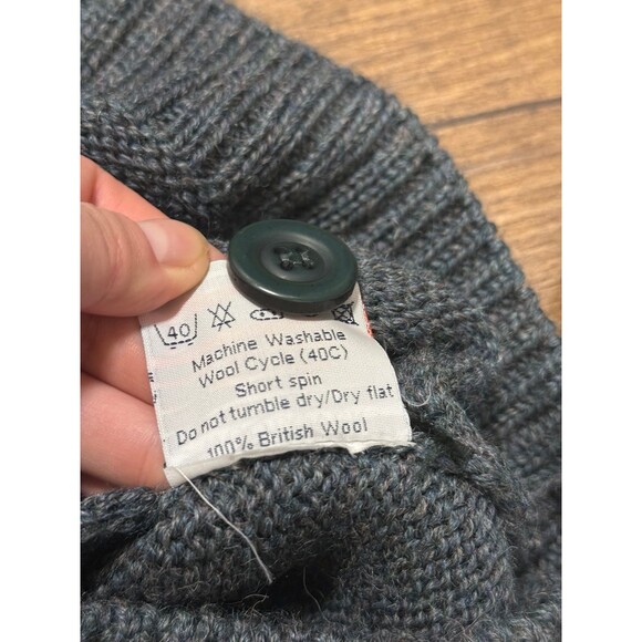 WOOLOVERS 100% pure British wool cardigan - Picture 8 of 9